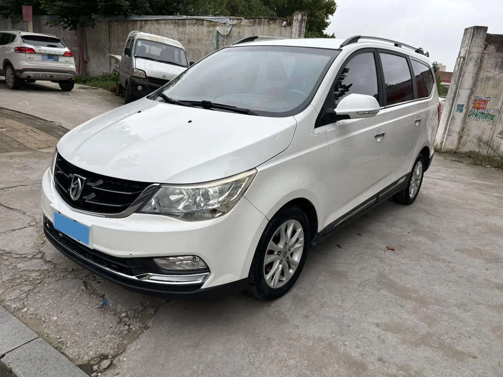 2016 BAOJUN 730 view 1