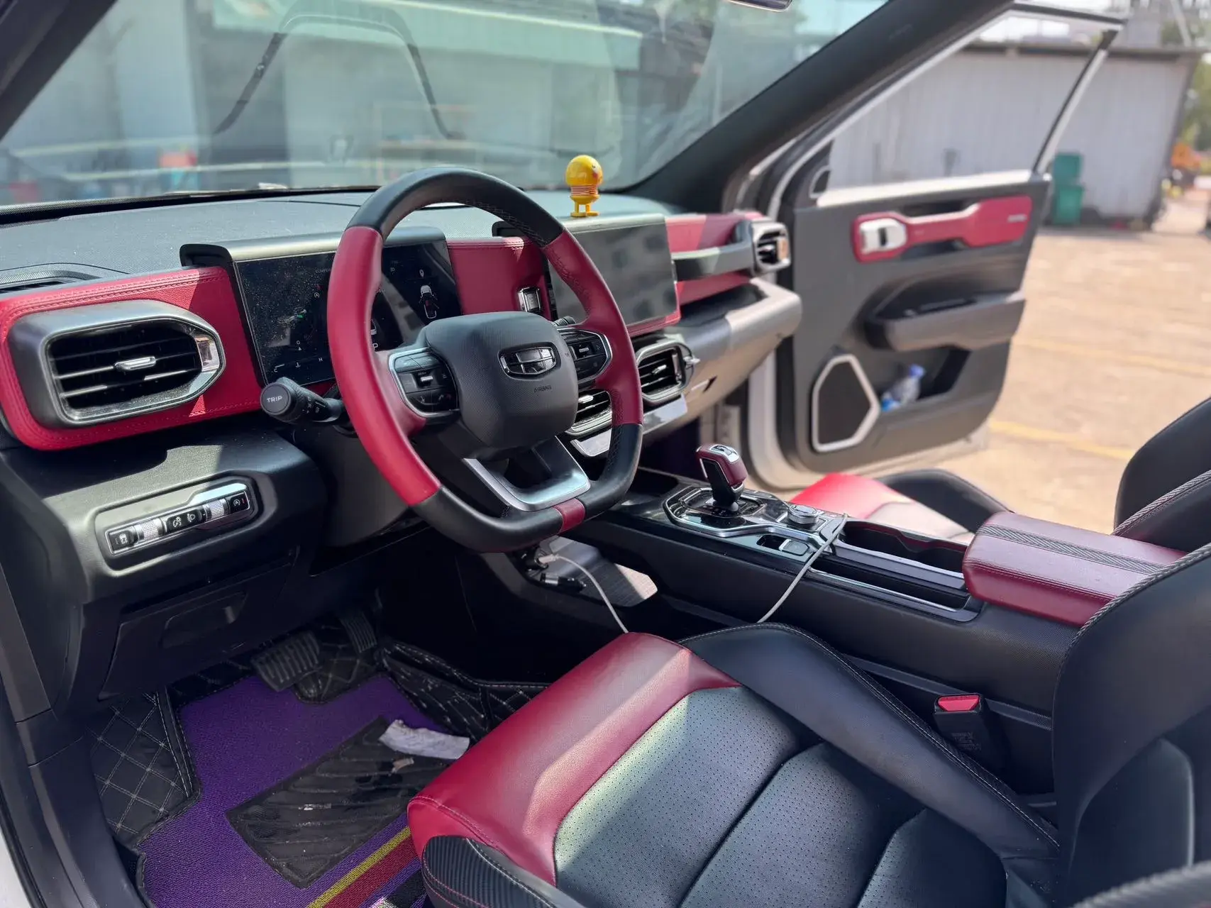 2020 GEELY ICON thumbnail 4