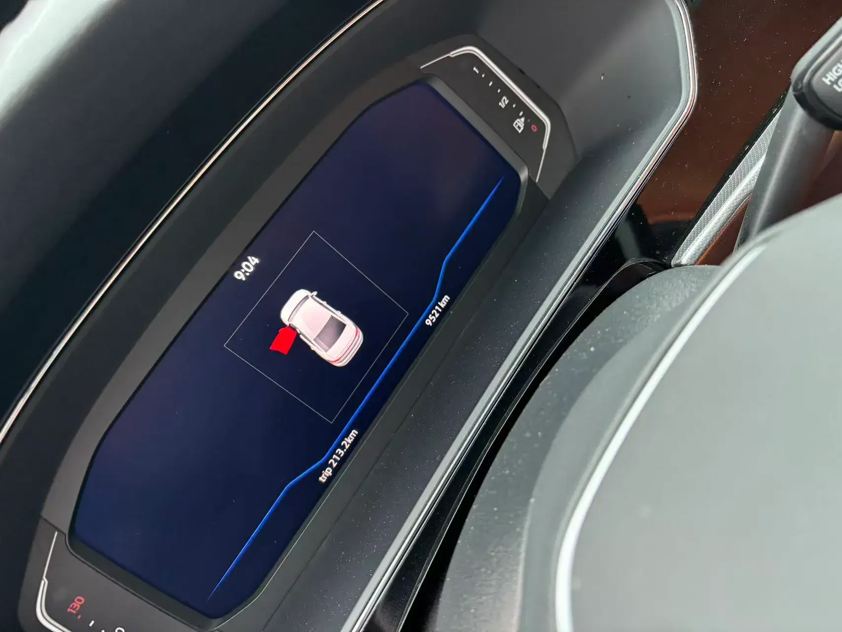 2025 VOLKSWAGEN PASSAT thumbnail 3