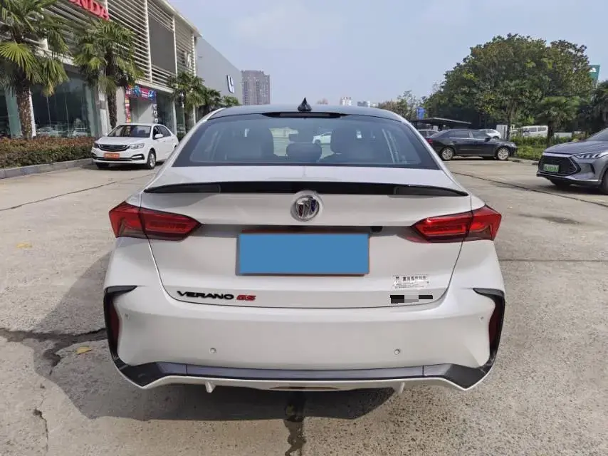 2023 BUICK VERANO thumbnail 4