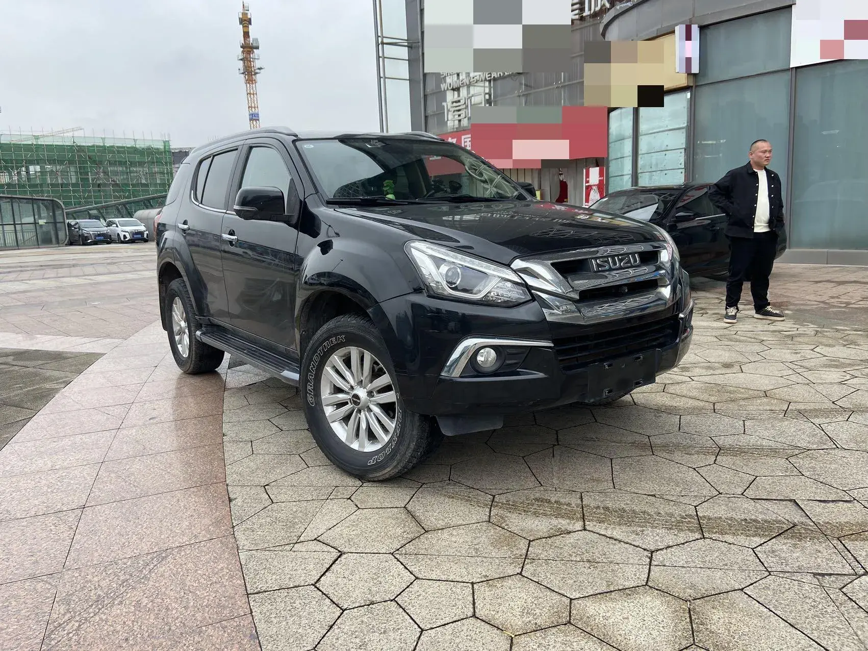 2020 ISUZU MU-X thumbnail 3