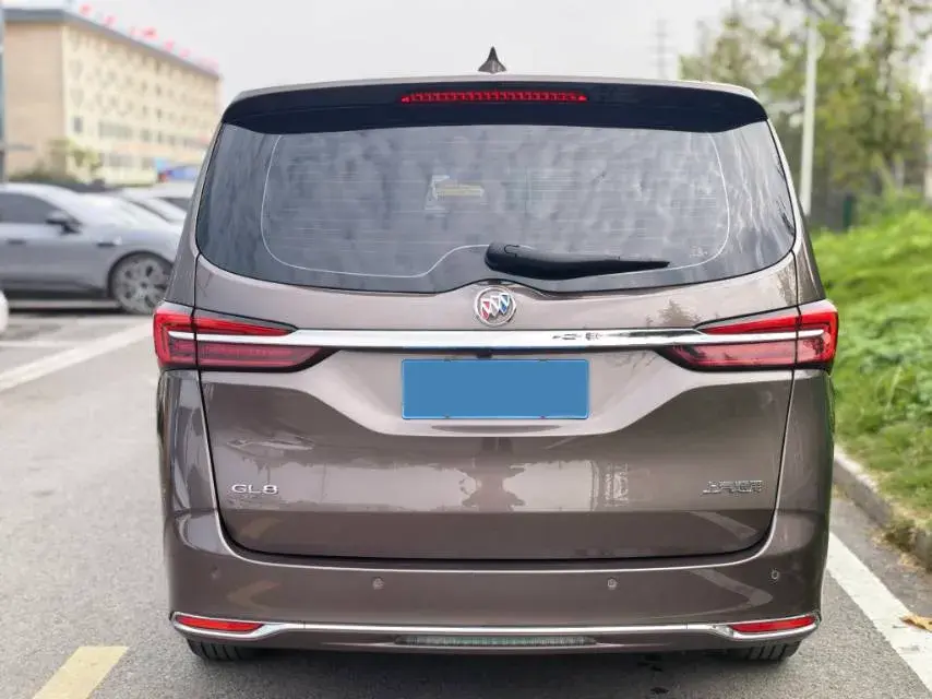 2023 BUICK GL8 thumbnail 3