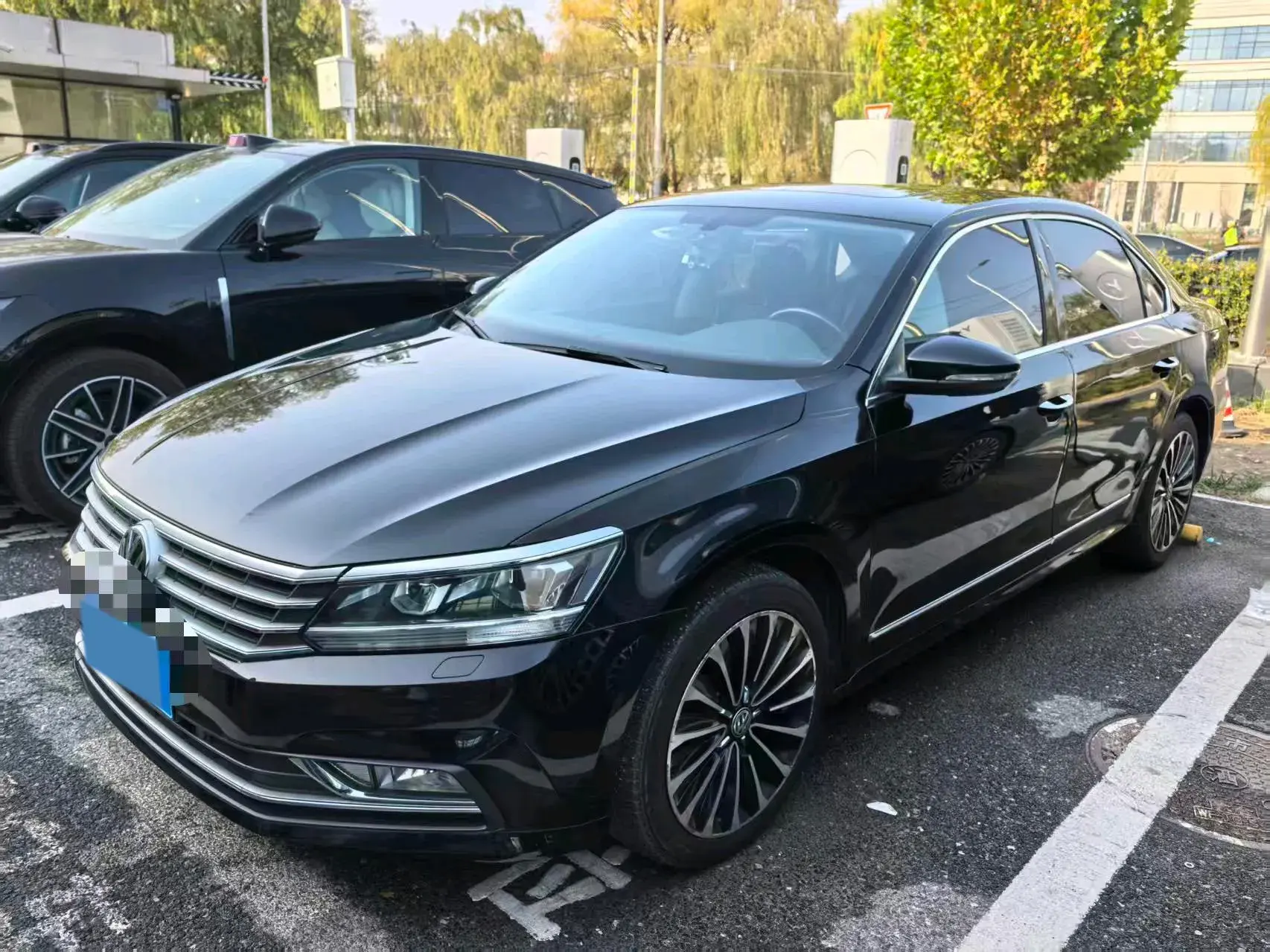 2017 VOLKSWAGEN PASSAT view 1