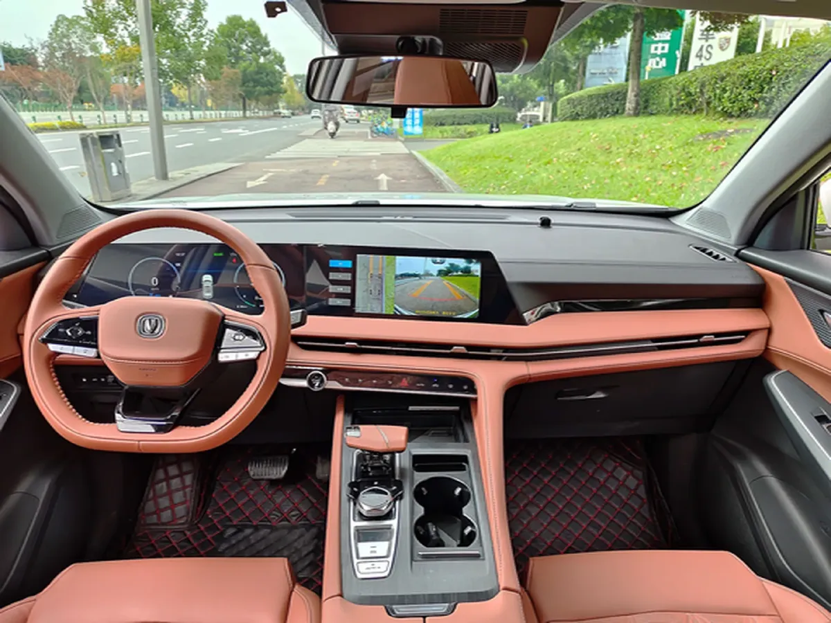 2023 ChangAn CS75 Plus iDD 1.5T 170HP L4 6TCT PHEV 28.39KWH,autocango,china used car exporter,china ev exporter,chinese used car exporter,chinese used ev exporter