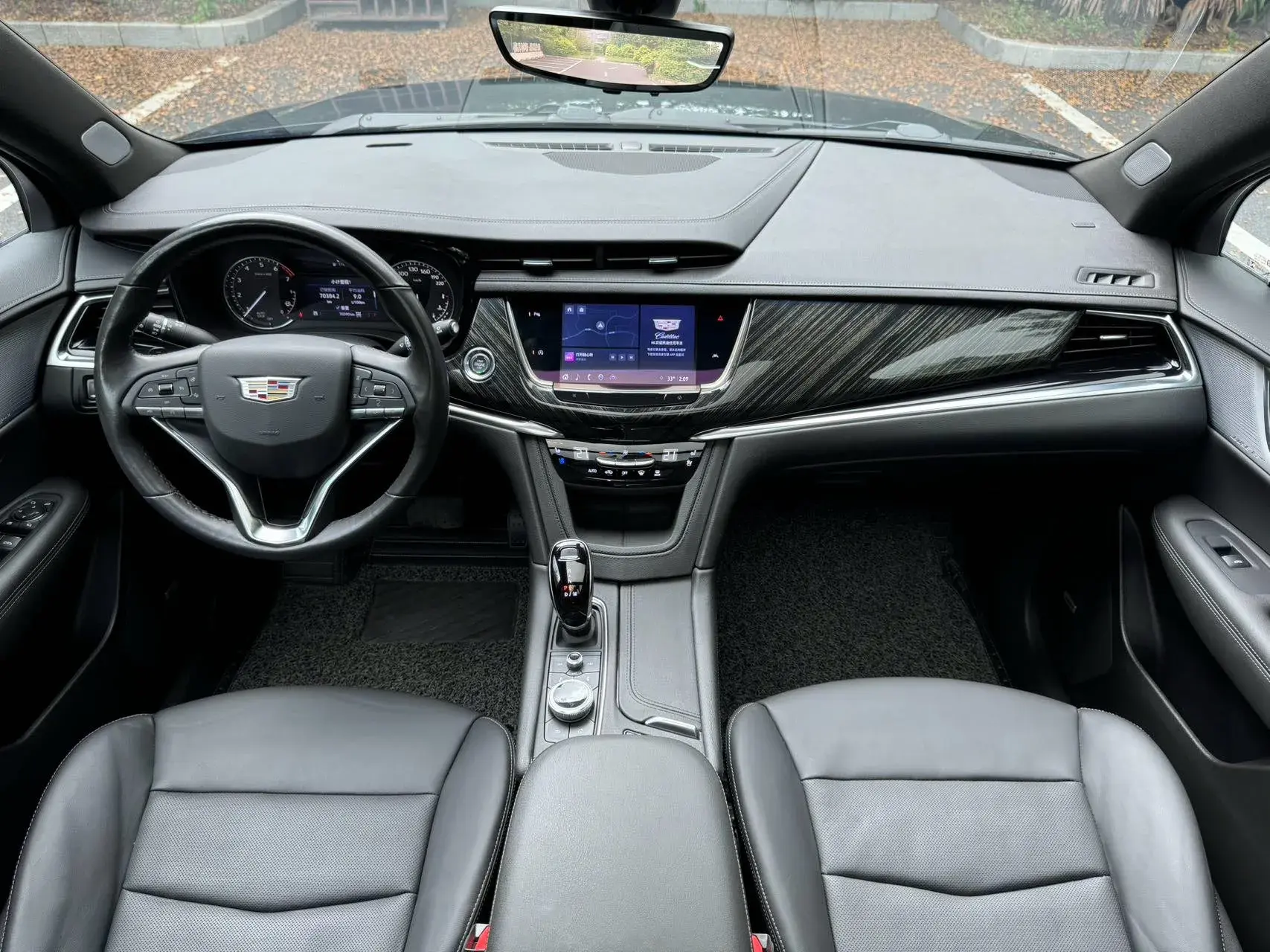 2022 CADILLAC XT6 thumbnail 4