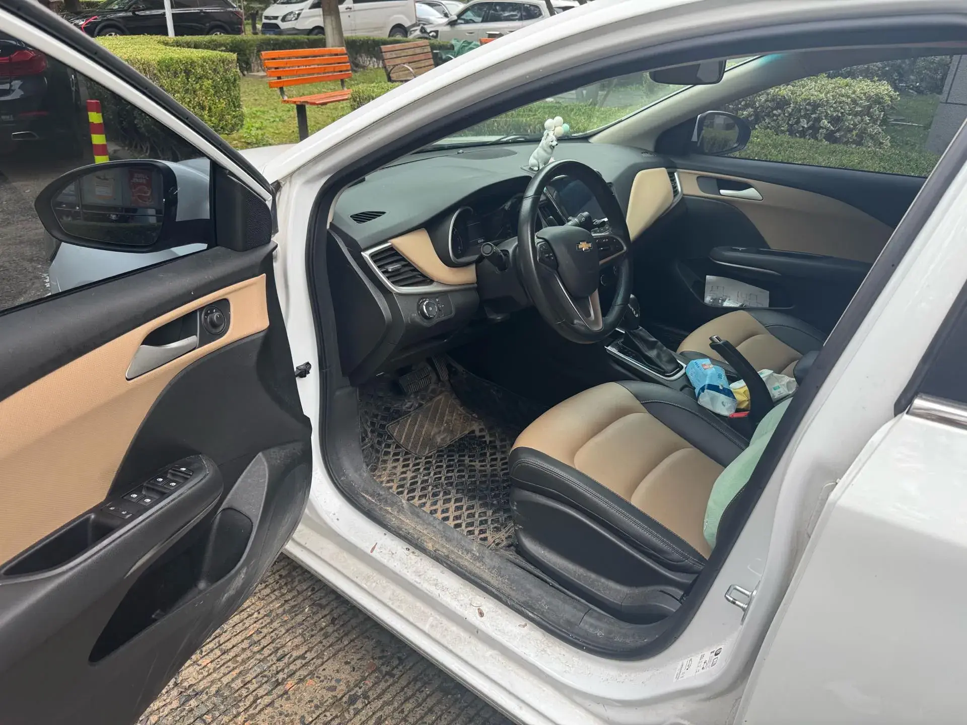 2022 CHEVROLET MONZA thumbnail 3