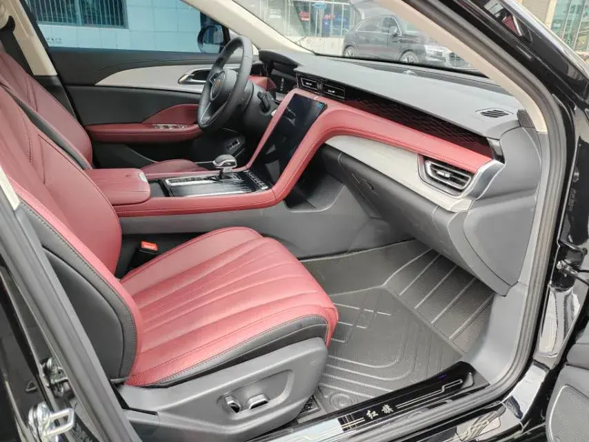 2025 HONGQI H5 thumbnail 4