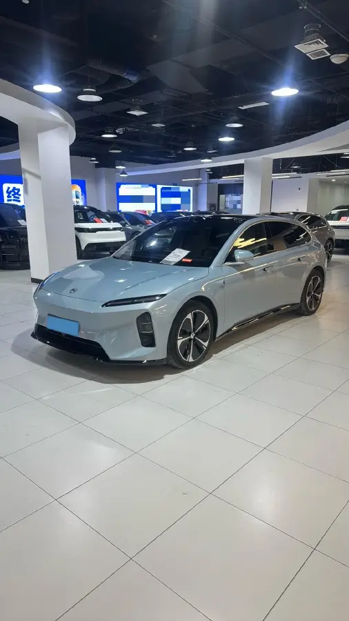 2025 NIO ET5T BEV