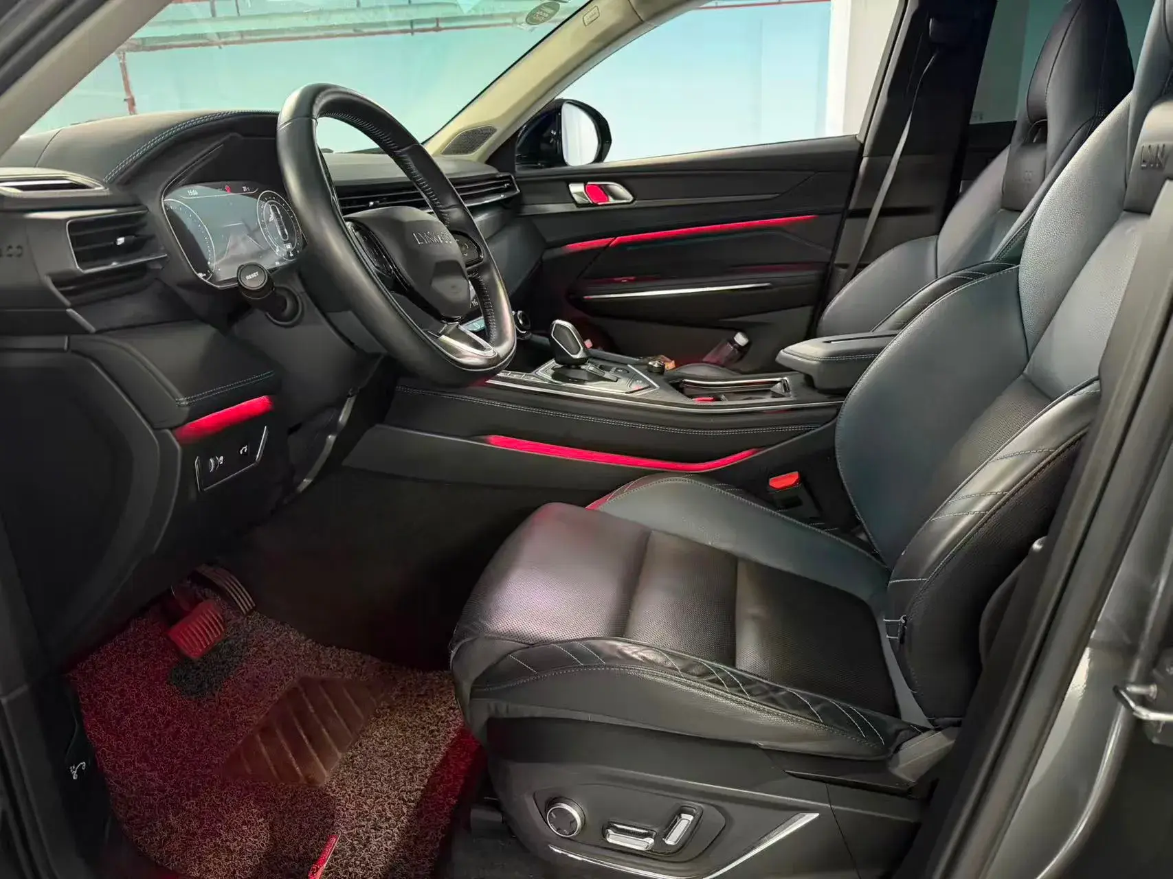 2020 LYNK&CO 05 thumbnail 3