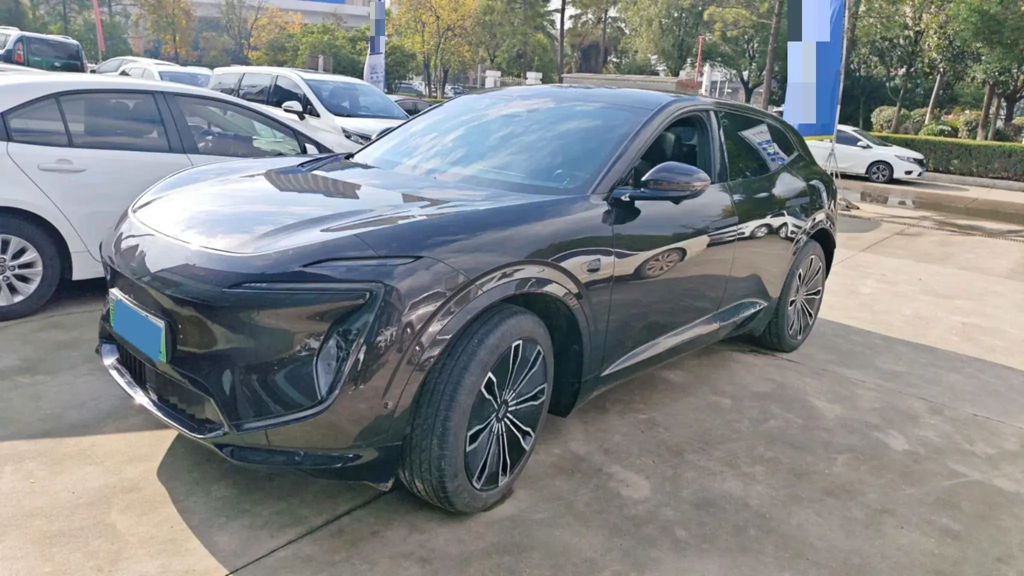 2024 AVATR 07 view 1