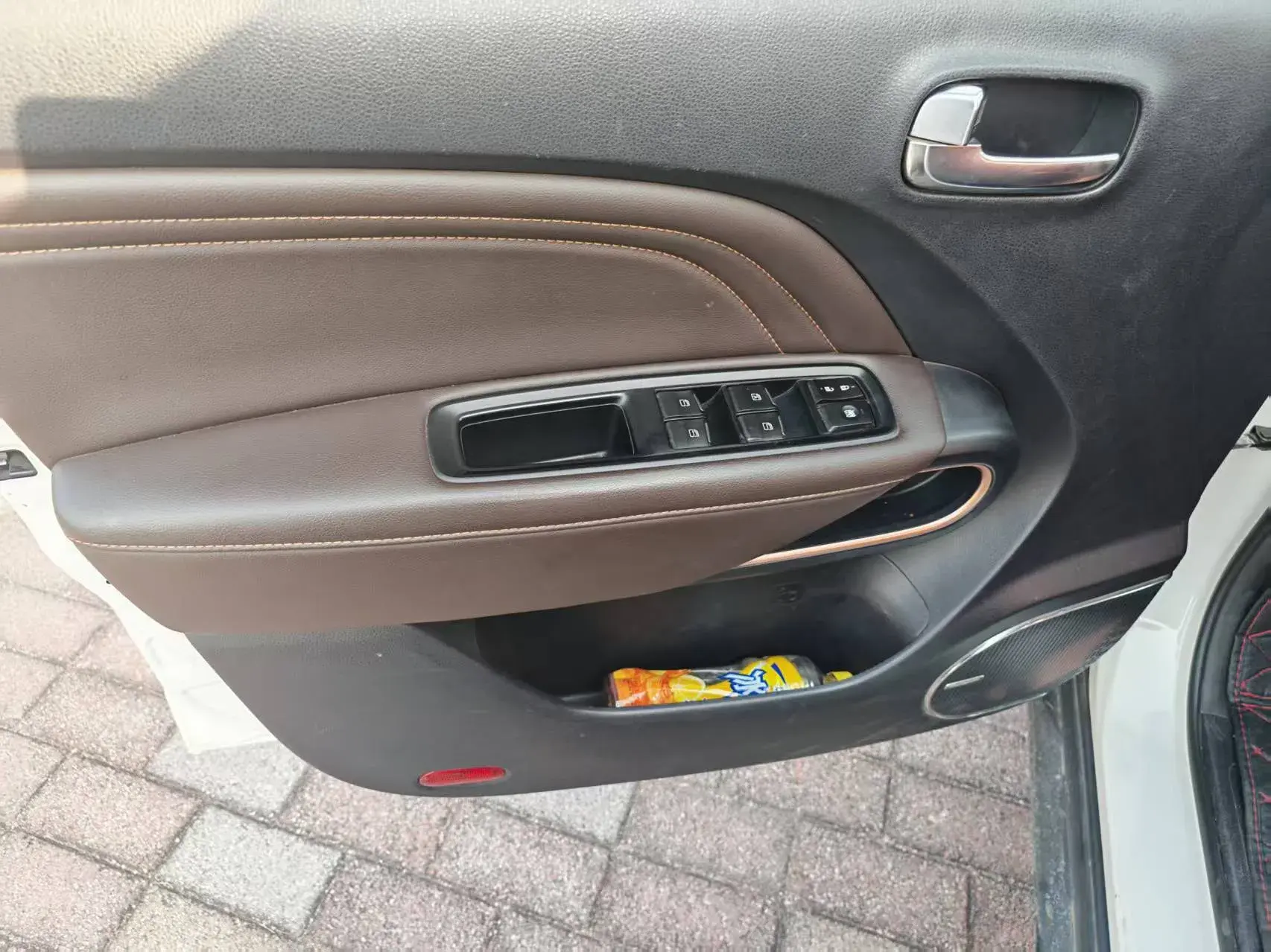 2019 GAC TRUMPCHI thumbnail 4