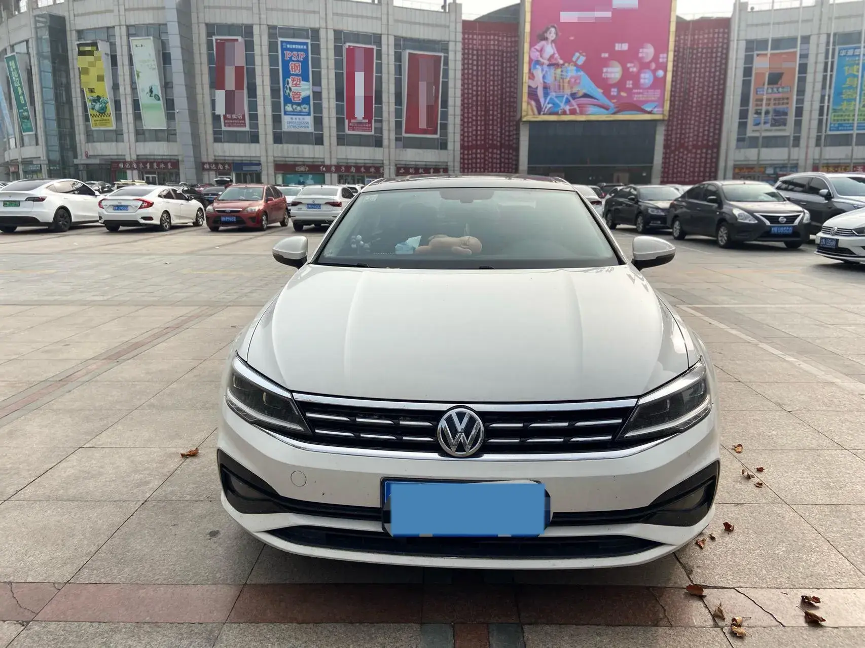 2019 VOLKSWAGEN LAMANDO thumbnail 2