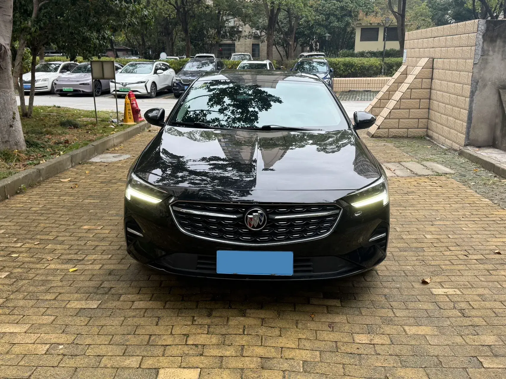 2020 BUICK REGAL thumbnail 2