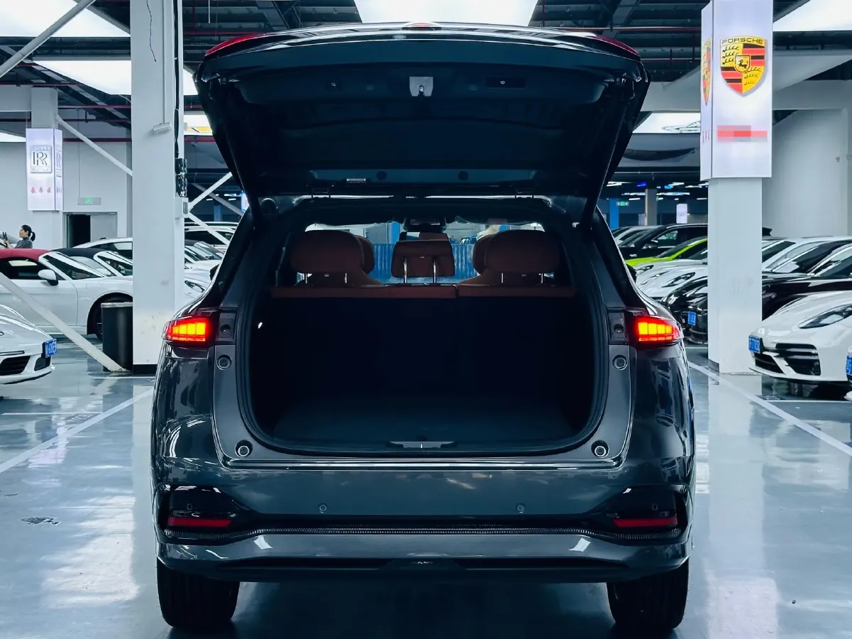 2025 ChangAn CS75 Plus 1.5T 192HP L4 8AT,autocango,china used car exporter,china ev exporter,chinese used car exporter,chinese used ev exporter