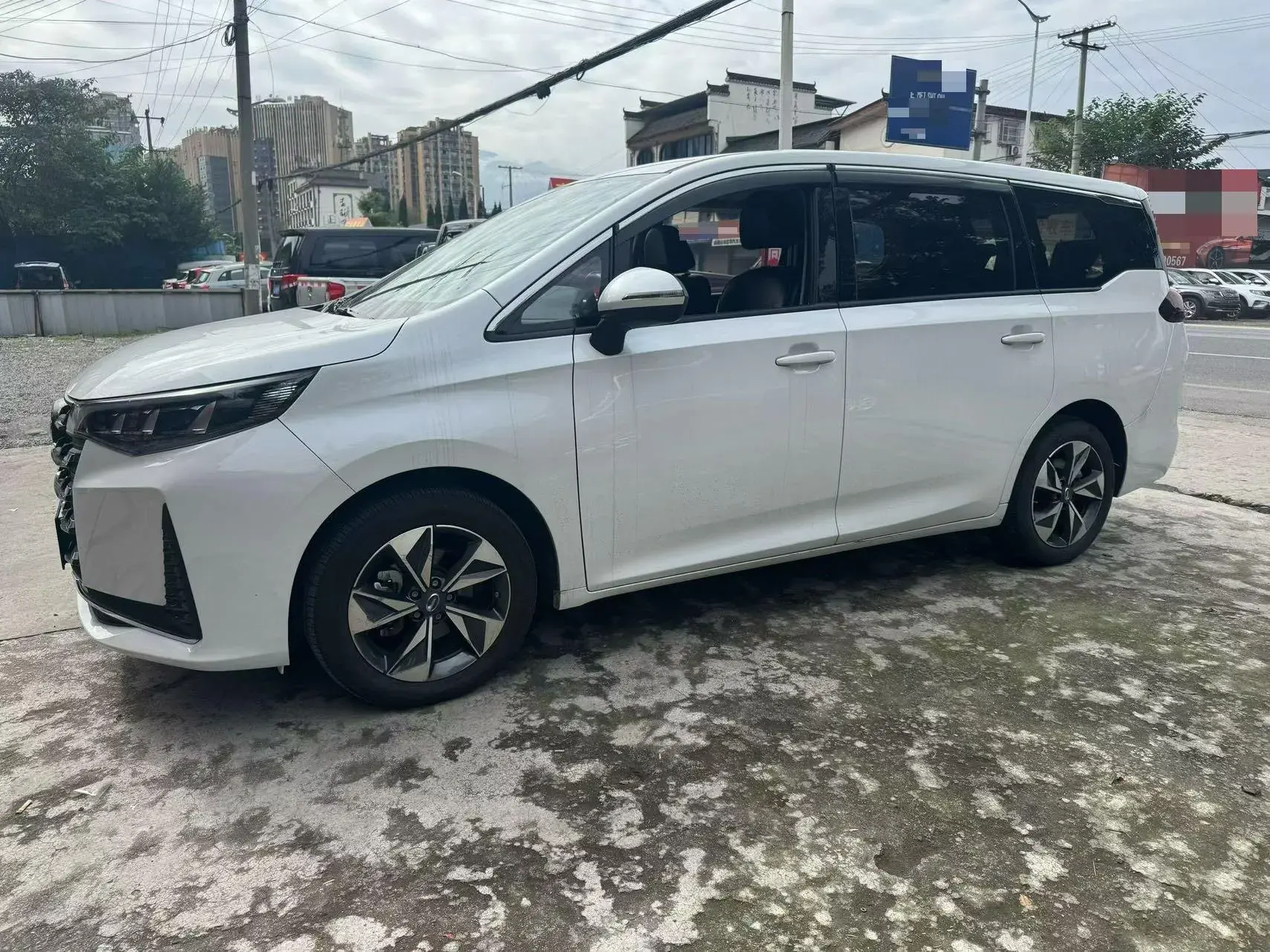 2023 GAC TRUMPCHI thumbnail 3