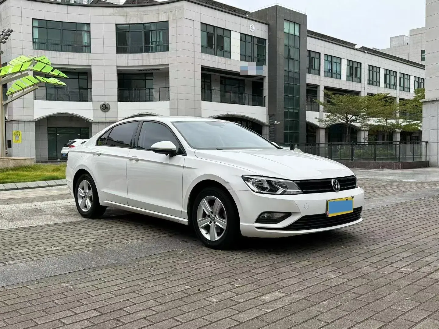 2018 VOLKSWAGEN LAMANDO thumbnail 4