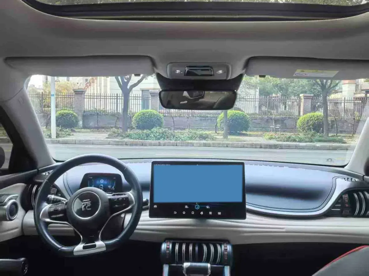 2022 BYD YUAN thumbnail 4