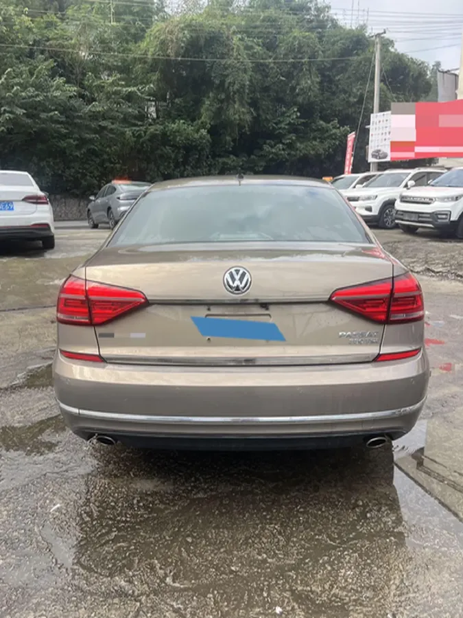 2017 Volkswagen Passat 1.8T 180HP L4 7DCT,autocango,china used car exporter,china ev exporter,chinese used car exporter,chinese used ev exporter