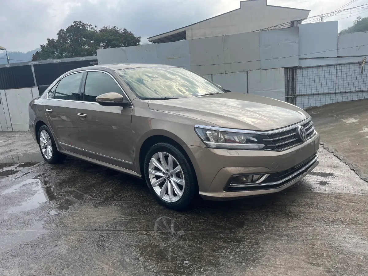 2017 Volkswagen Passat 1.8T 180HP L4 7DCT,autocango,china used car exporter,china ev exporter,chinese used car exporter,chinese used ev exporter