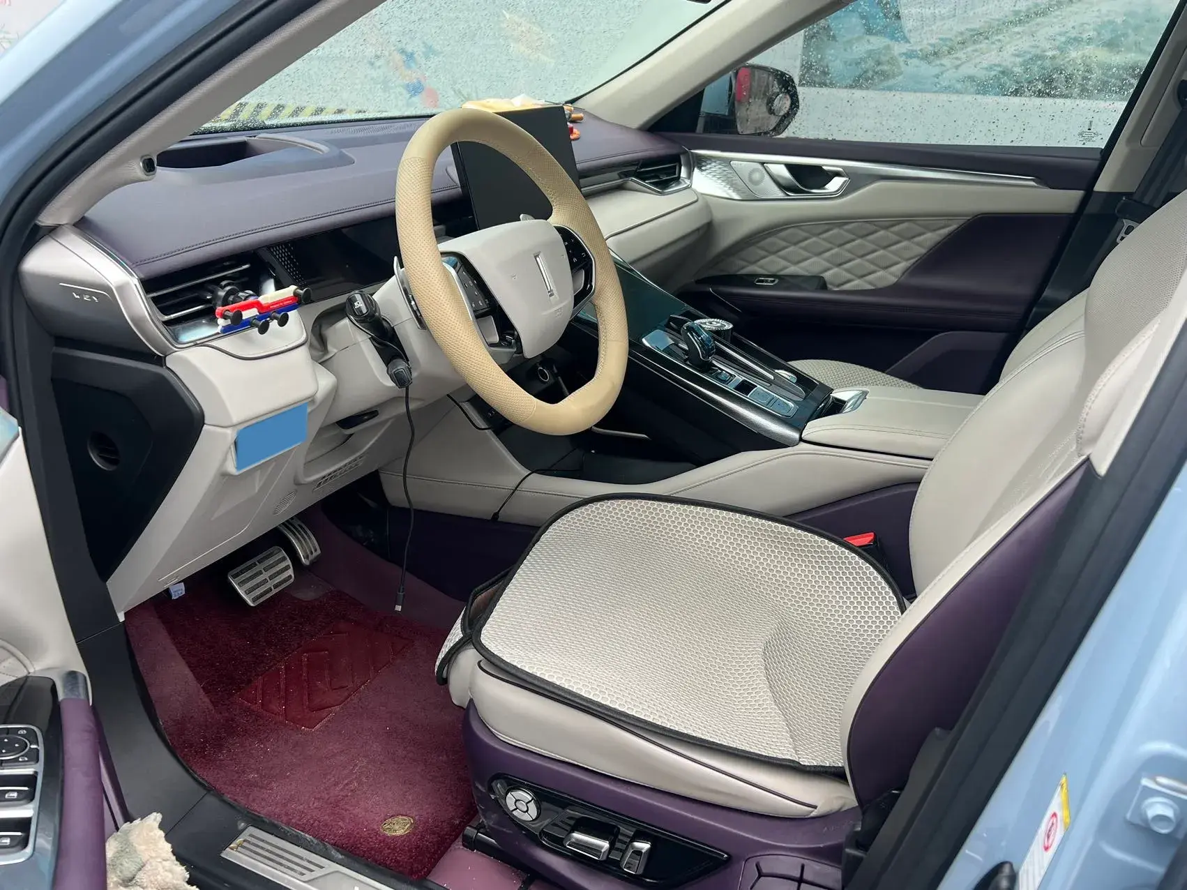 2021 WEY MOCHA thumbnail 3