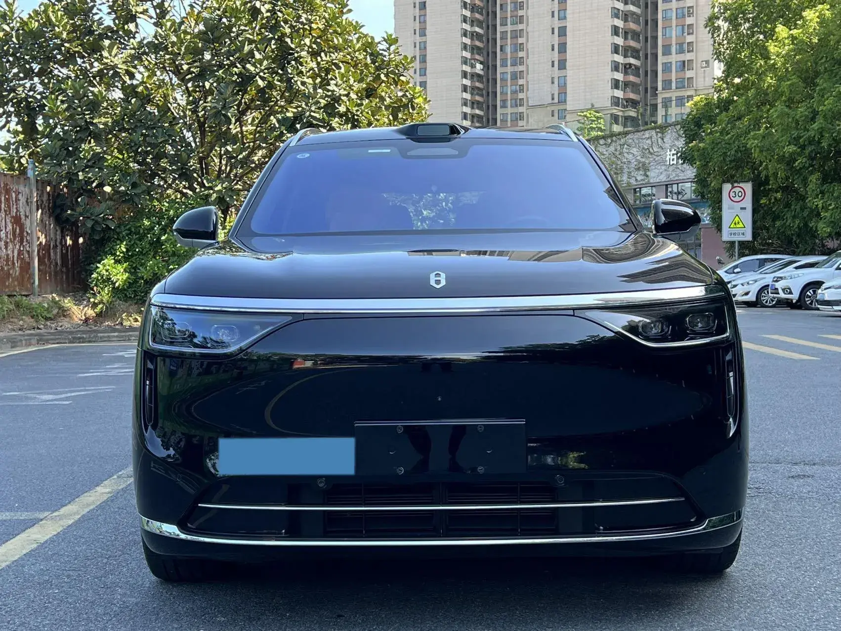 2025 AITO AITO thumbnail 2