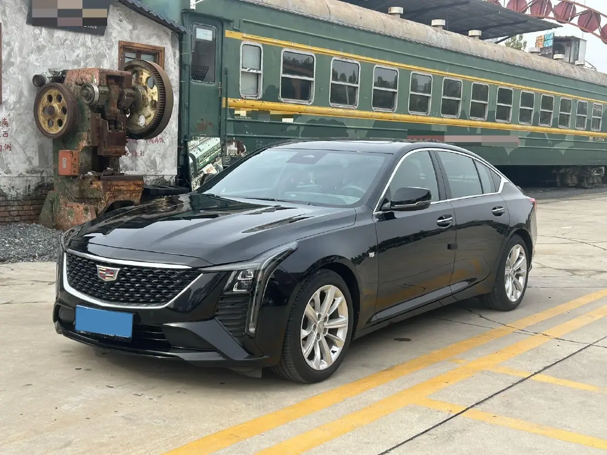 2024 Cadillac CT5 2.0T 237HP L4 10AT