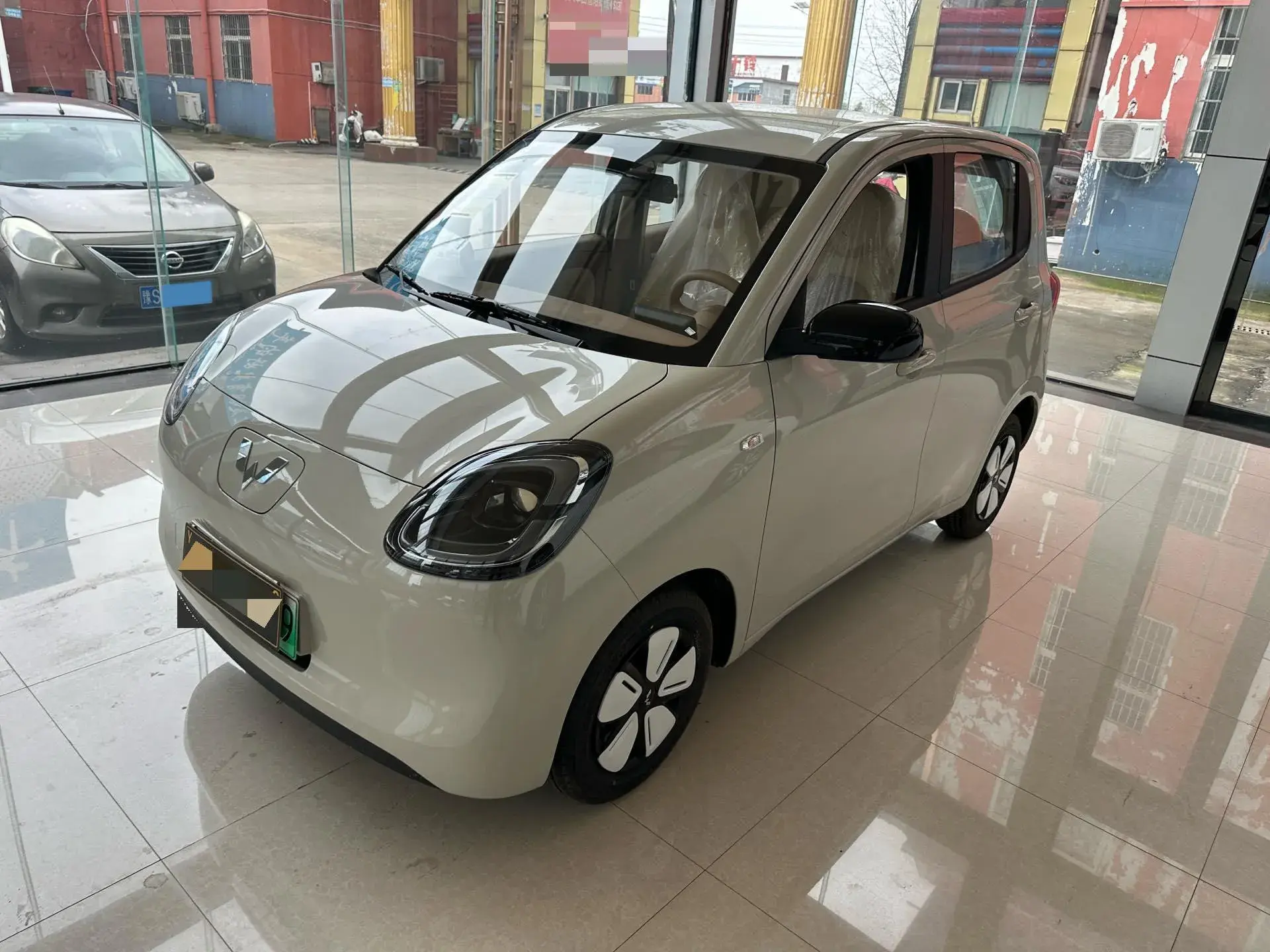 2025 WULING HONGGUANG view 1