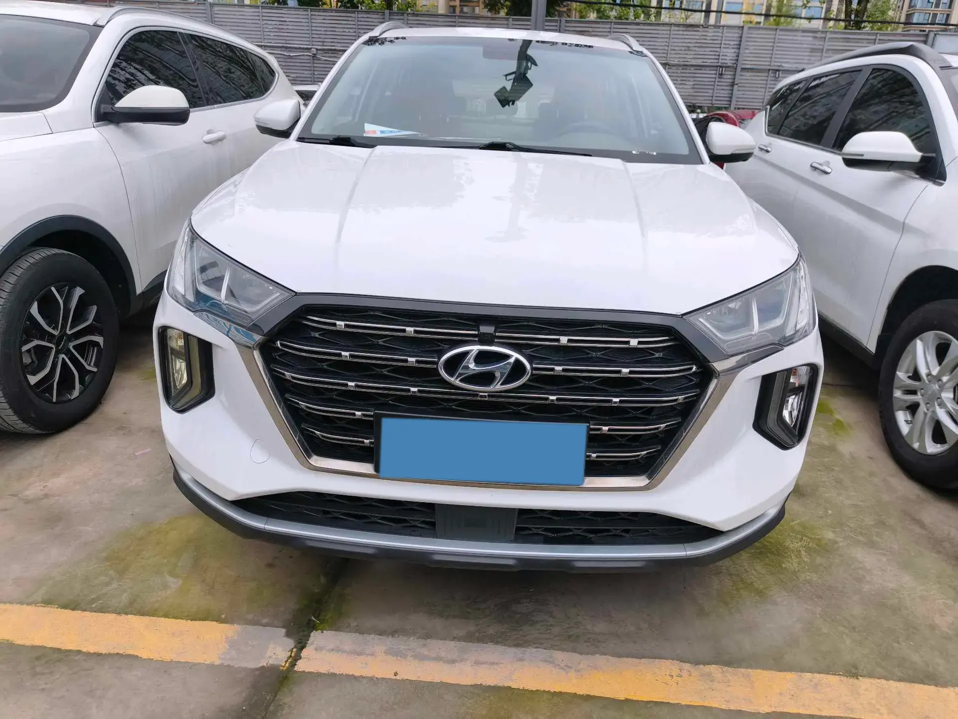 2020 HYUNDAI TUCSON thumbnail 2