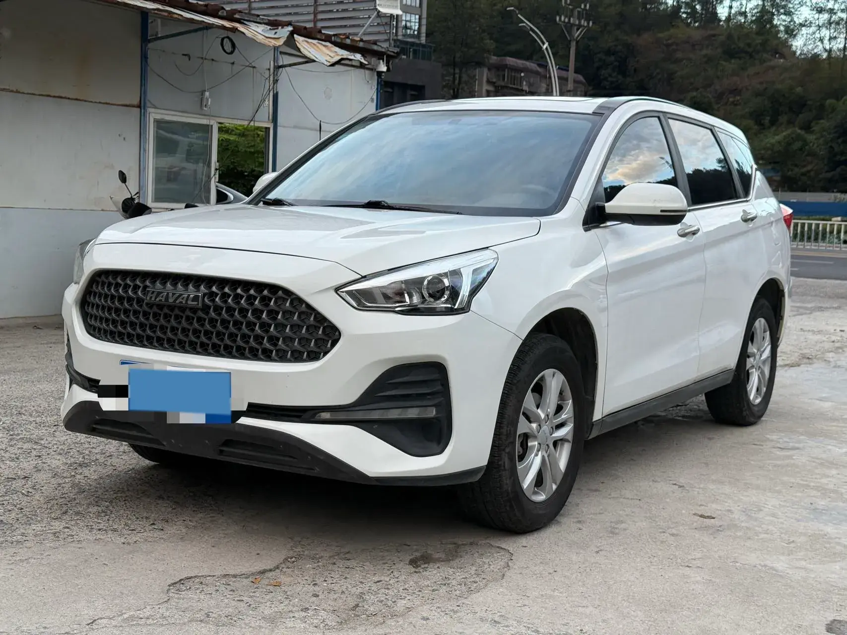 2019 HAVAL M6 view 1
