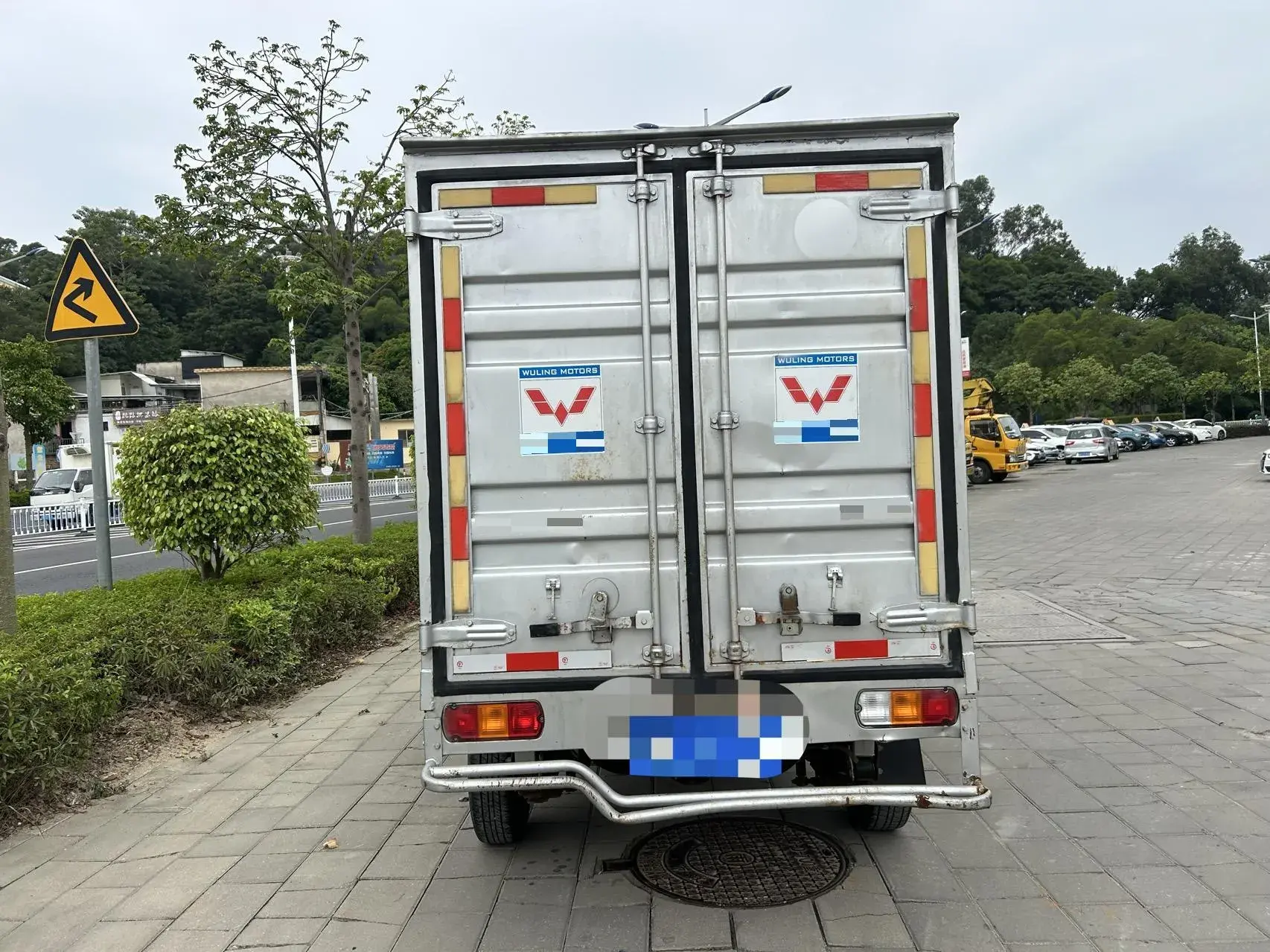 2015 WULING RONGGUANG thumbnail 4