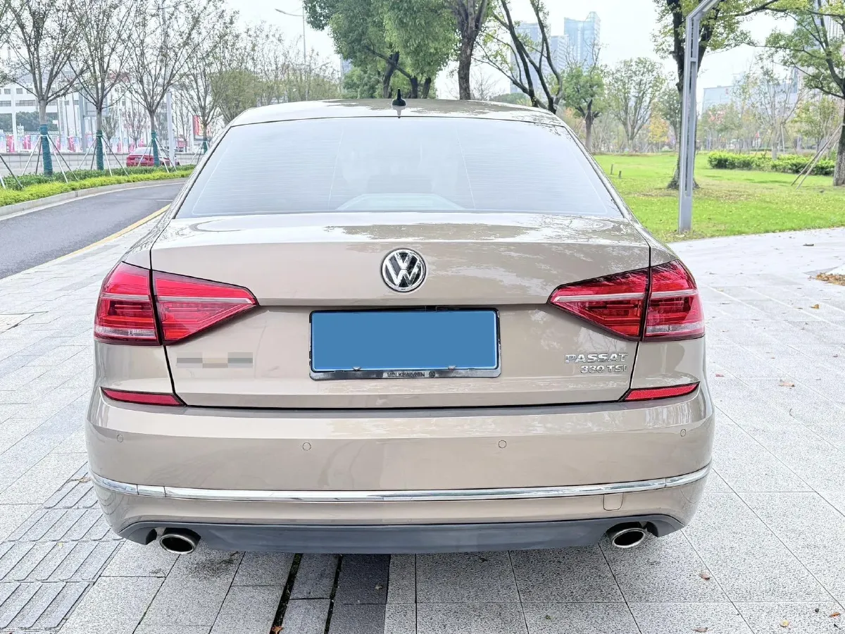 2017 Volkswagen Passat 1.8T 180HP L4 7DCT,autocango,china used car exporter,china ev exporter,chinese used car exporter,chinese used ev exporter