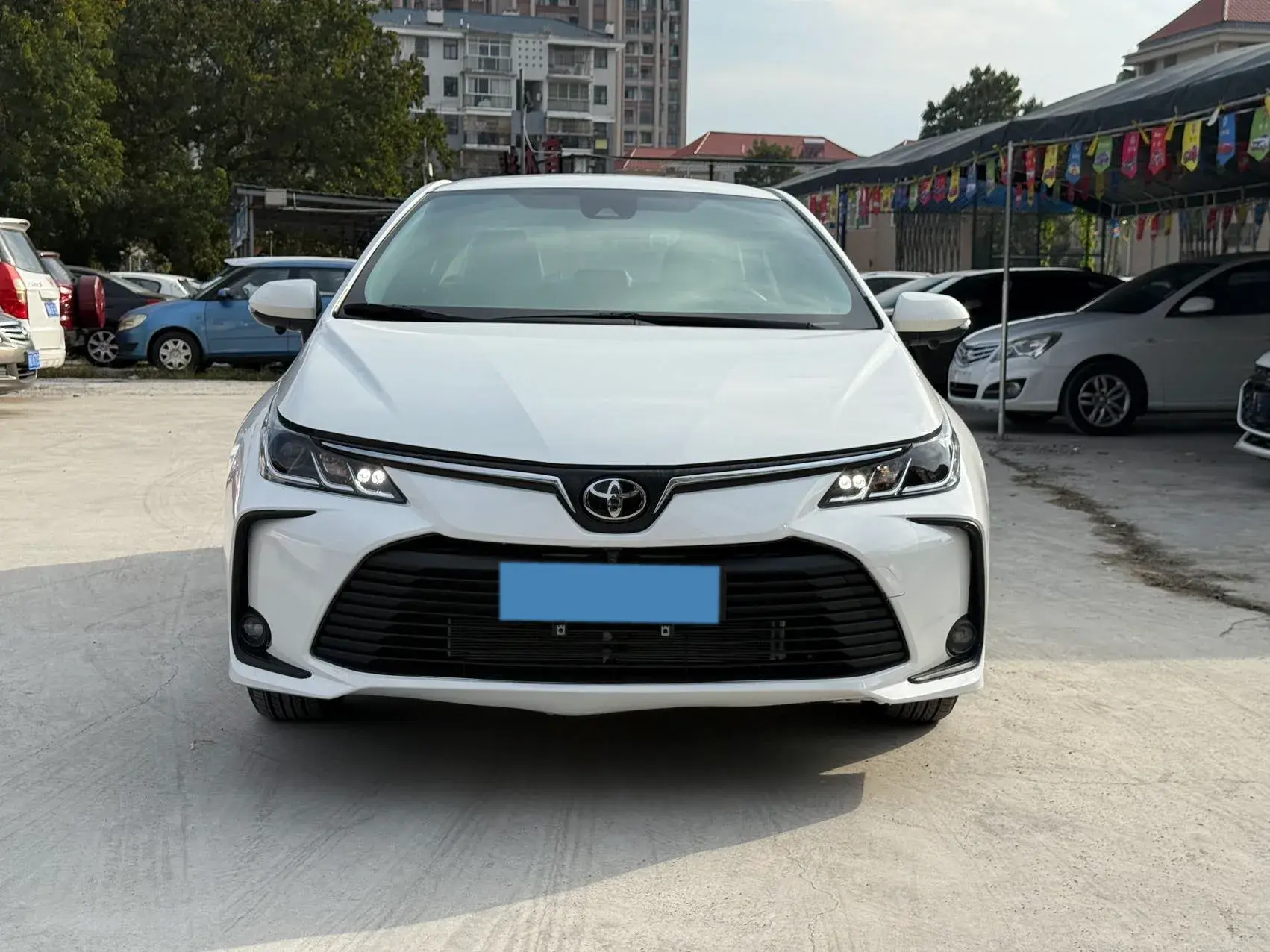 2021 TOYOTA COROLLA thumbnail 2