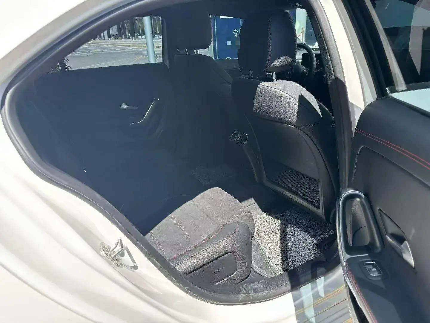 2024 MERCEDES-BENZ A thumbnail 3