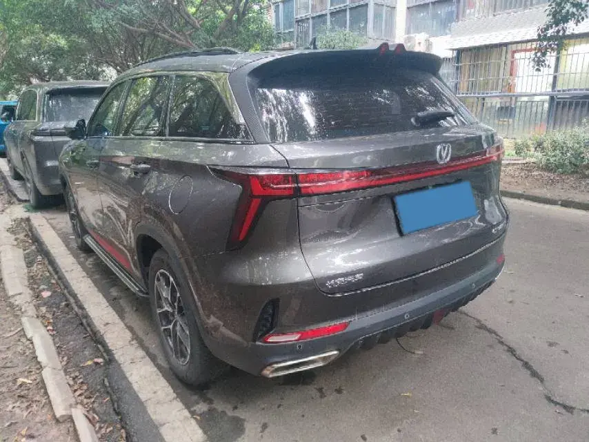 2022 CHANGAN CS75 thumbnail 4