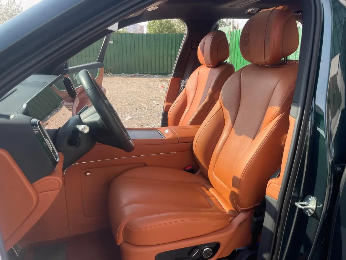 2024 AITO AITO M9 1.5T 152HP L4 REEV 42KWH,autocango,china used car exporter,china ev exporter,chinese used car exporter,chinese used ev exporter