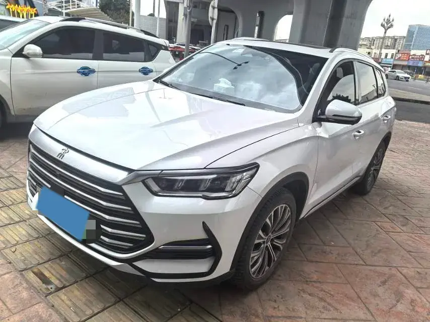 2022 BYD SONG view 1