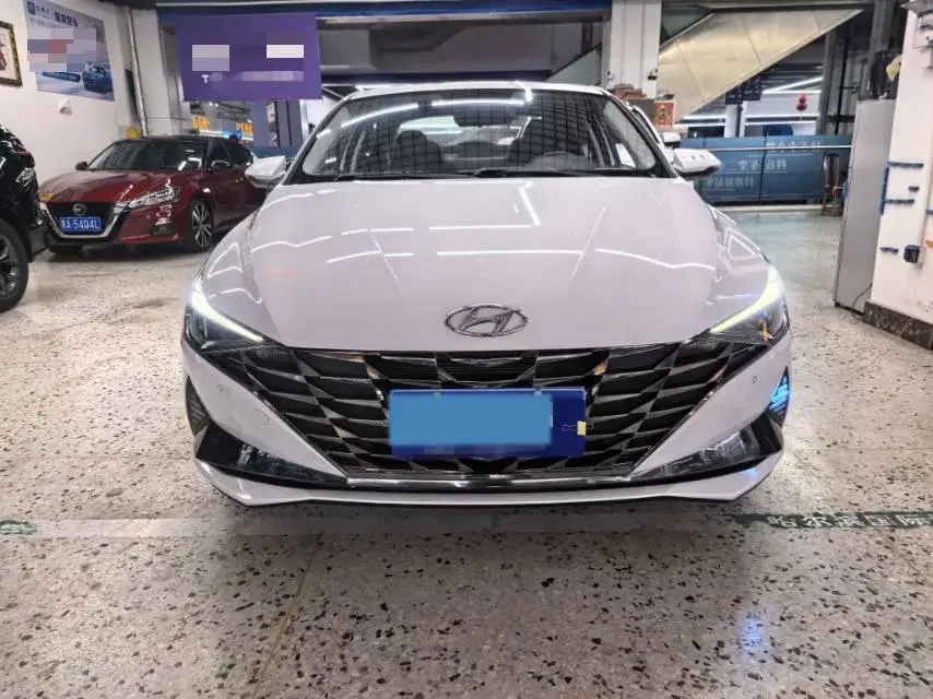 2022 HYUNDAI ELANTRA thumbnail 2