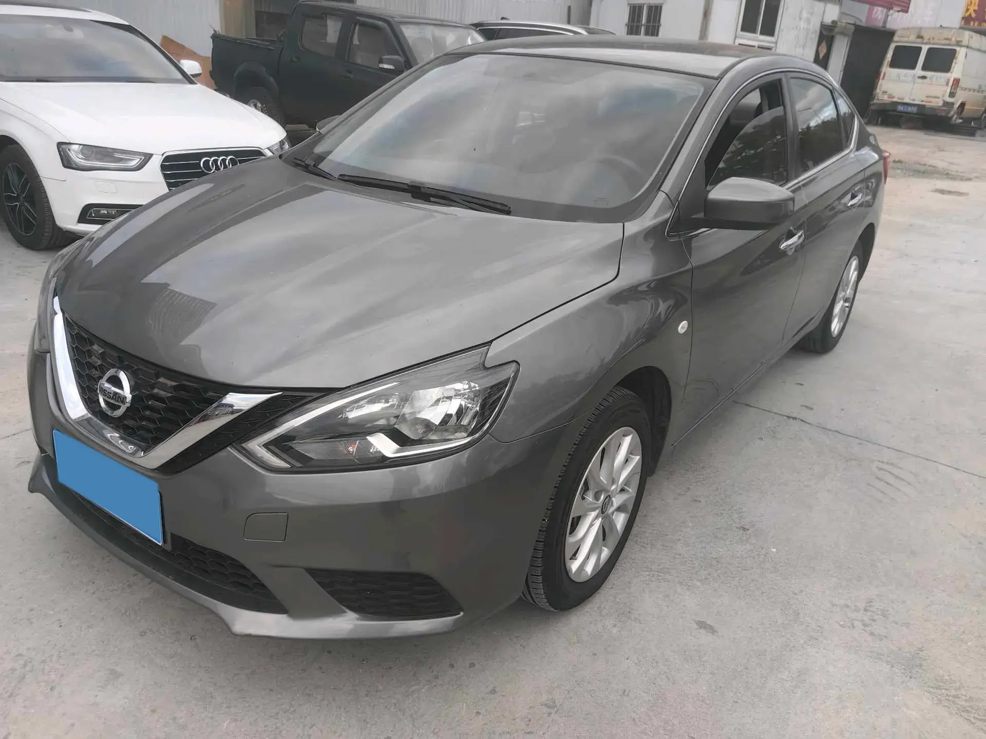 2022 NISSAN SYLPHY view 1