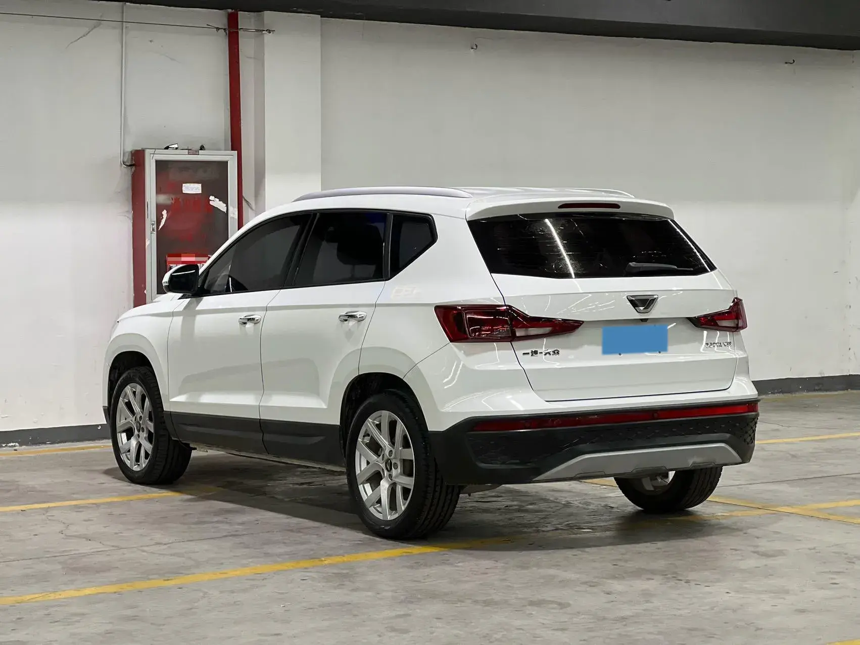 2022 JETTA VS5 thumbnail 4