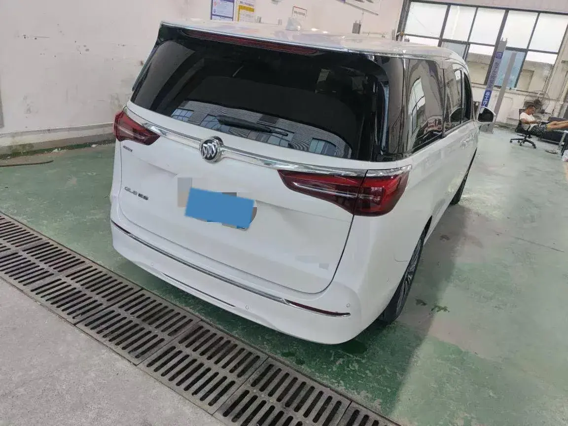 2022 BUICK GL8 thumbnail 3