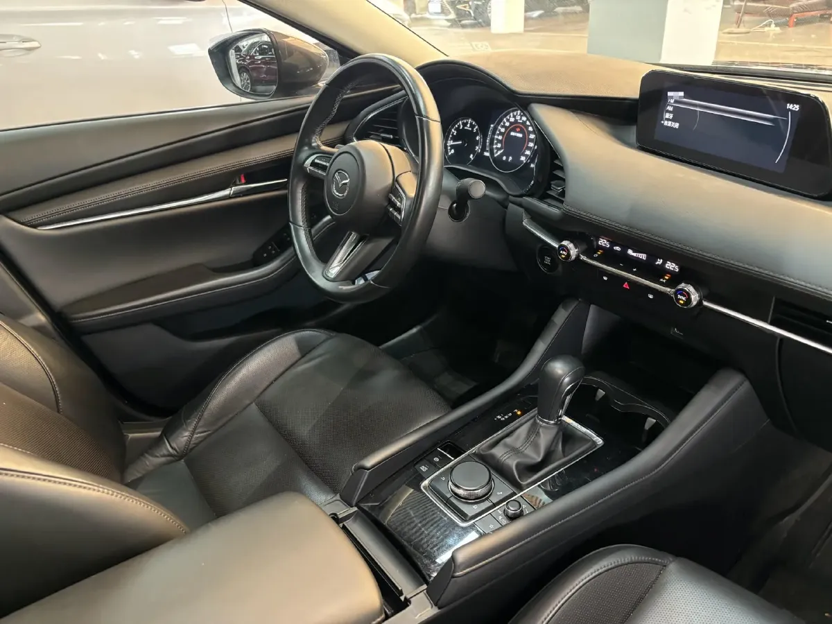 2020 Mazda 3 Axela 2.0L 158HP L4 6AT,autocango,china used car exporter,china ev exporter,chinese used car exporter,chinese used ev exporter