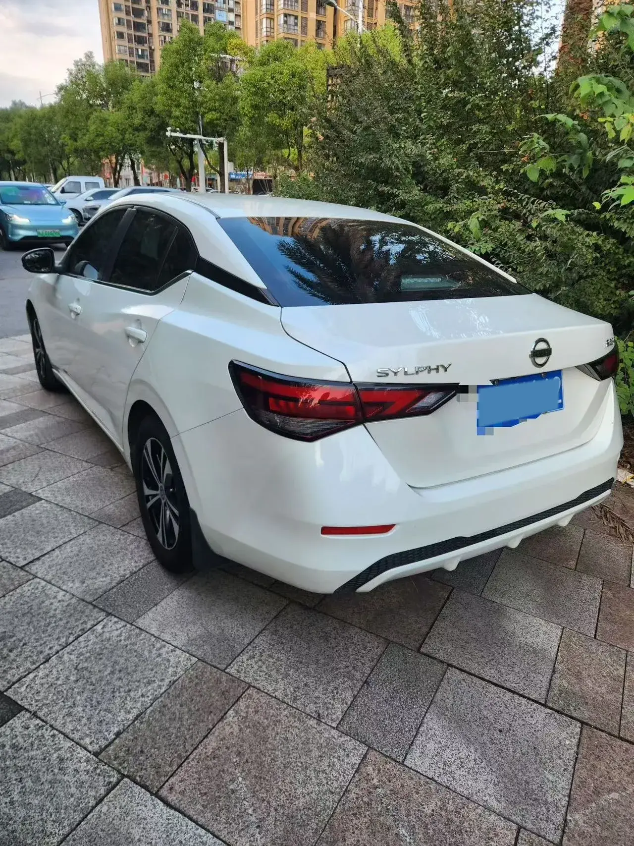 2020 NISSAN SYLPHY thumbnail 4