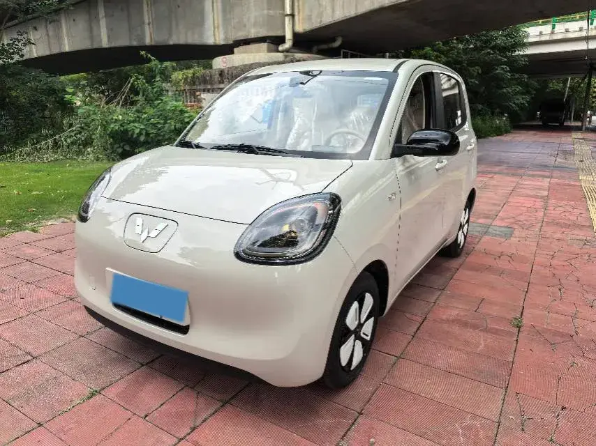 2025 WULING HONGGUANG view 1