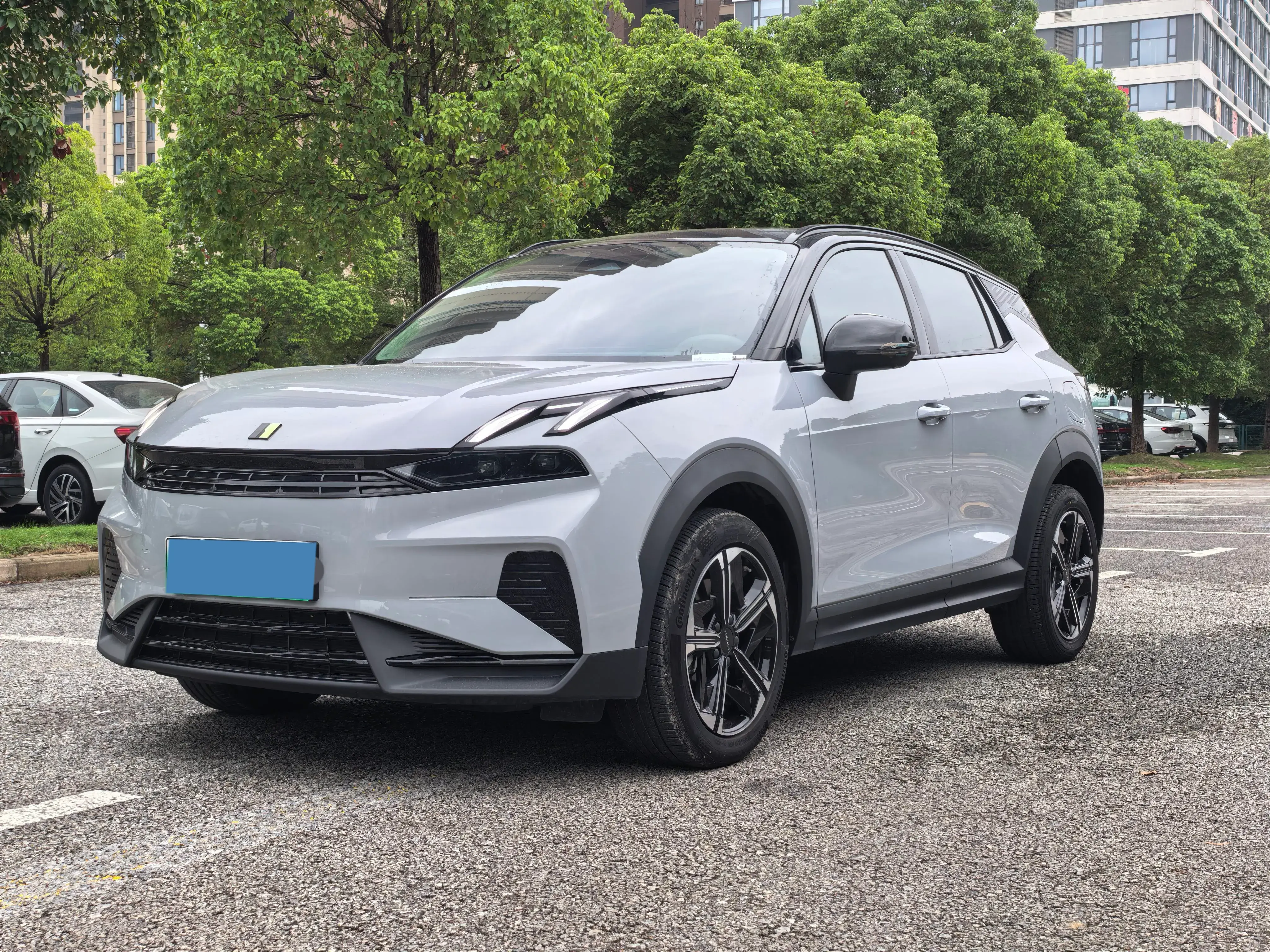 2023 LYNK&CO 06 view 1