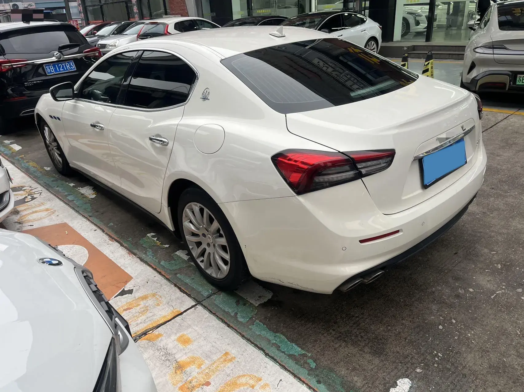 2021 MASERATI GHIBLI thumbnail 3