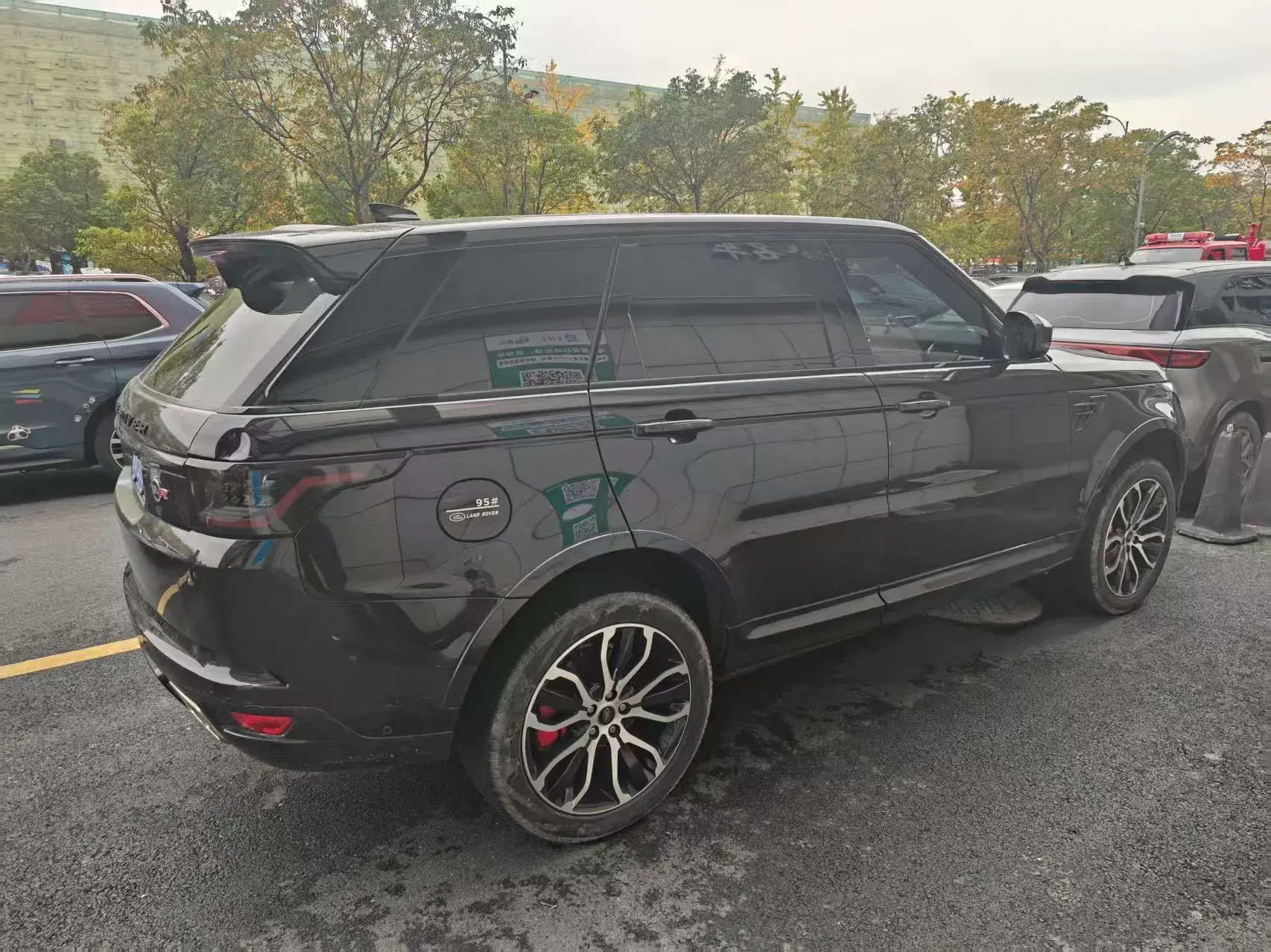 2022 LAND ROVER thumbnail 2