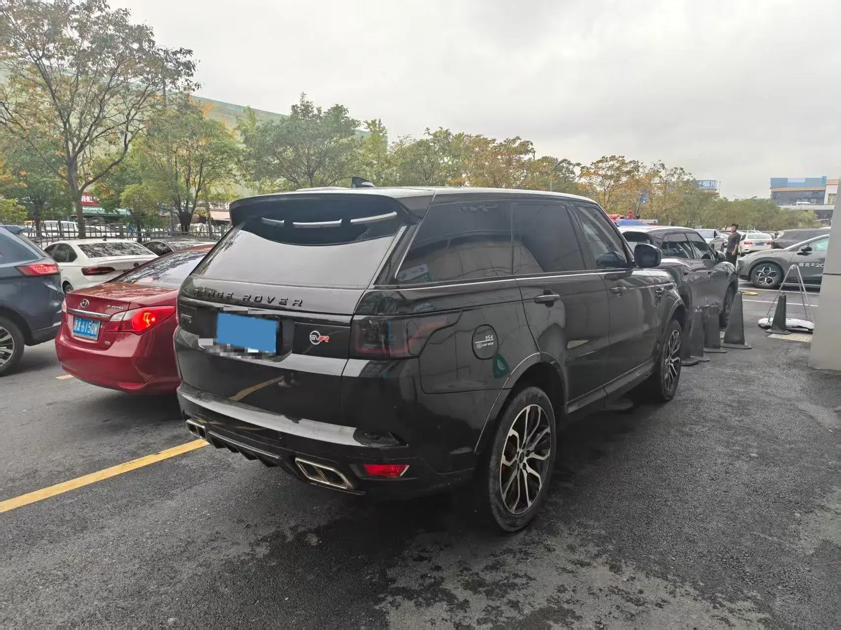 2022 LAND ROVER thumbnail 3