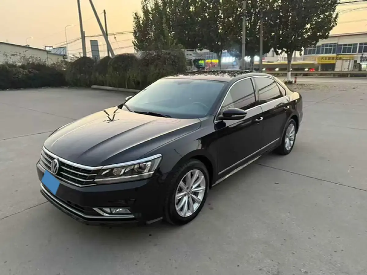 2017 Volkswagen Passat 1.8T 180HP L4 7DCT