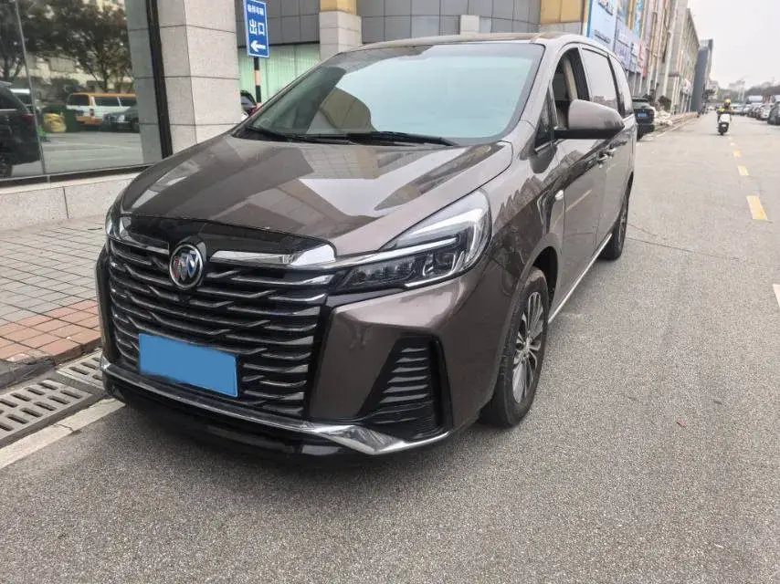 2023 BUICK GL8 view 1