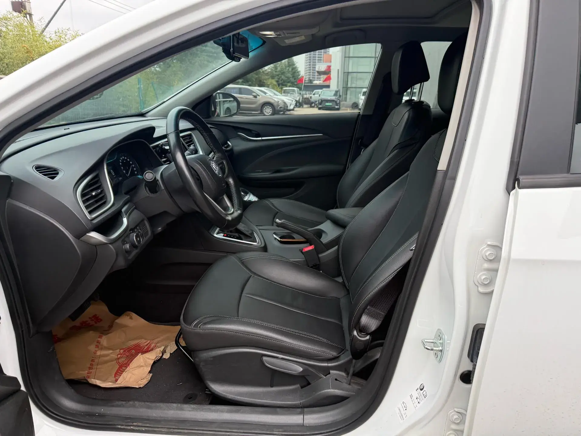 2019 BUICK EXCELLE thumbnail 2